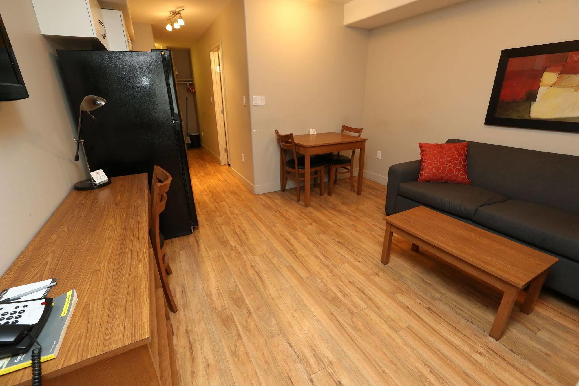 Platinum Residences Fort Mcmurray Eksteriør bilde