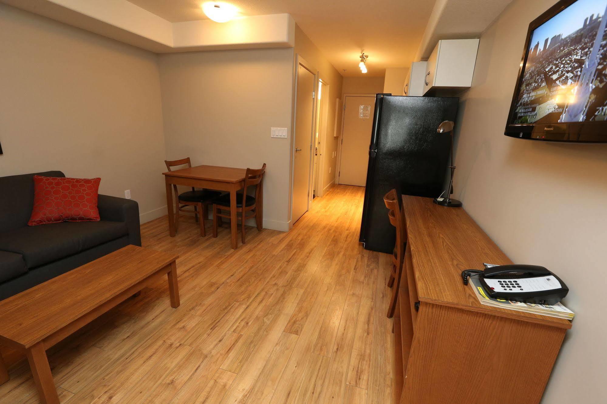 Platinum Residences Fort Mcmurray Eksteriør bilde