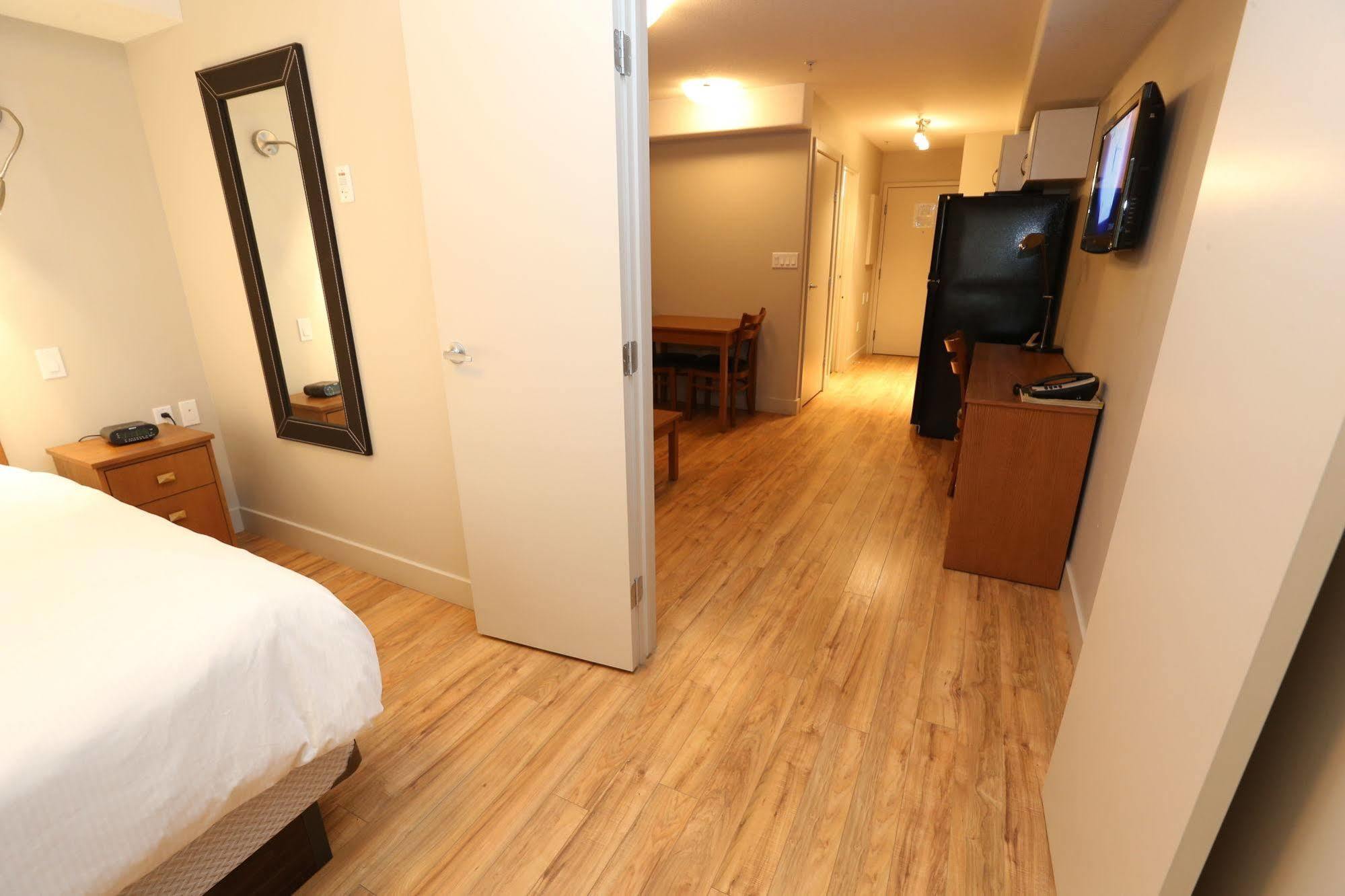 Platinum Residences Fort Mcmurray Eksteriør bilde