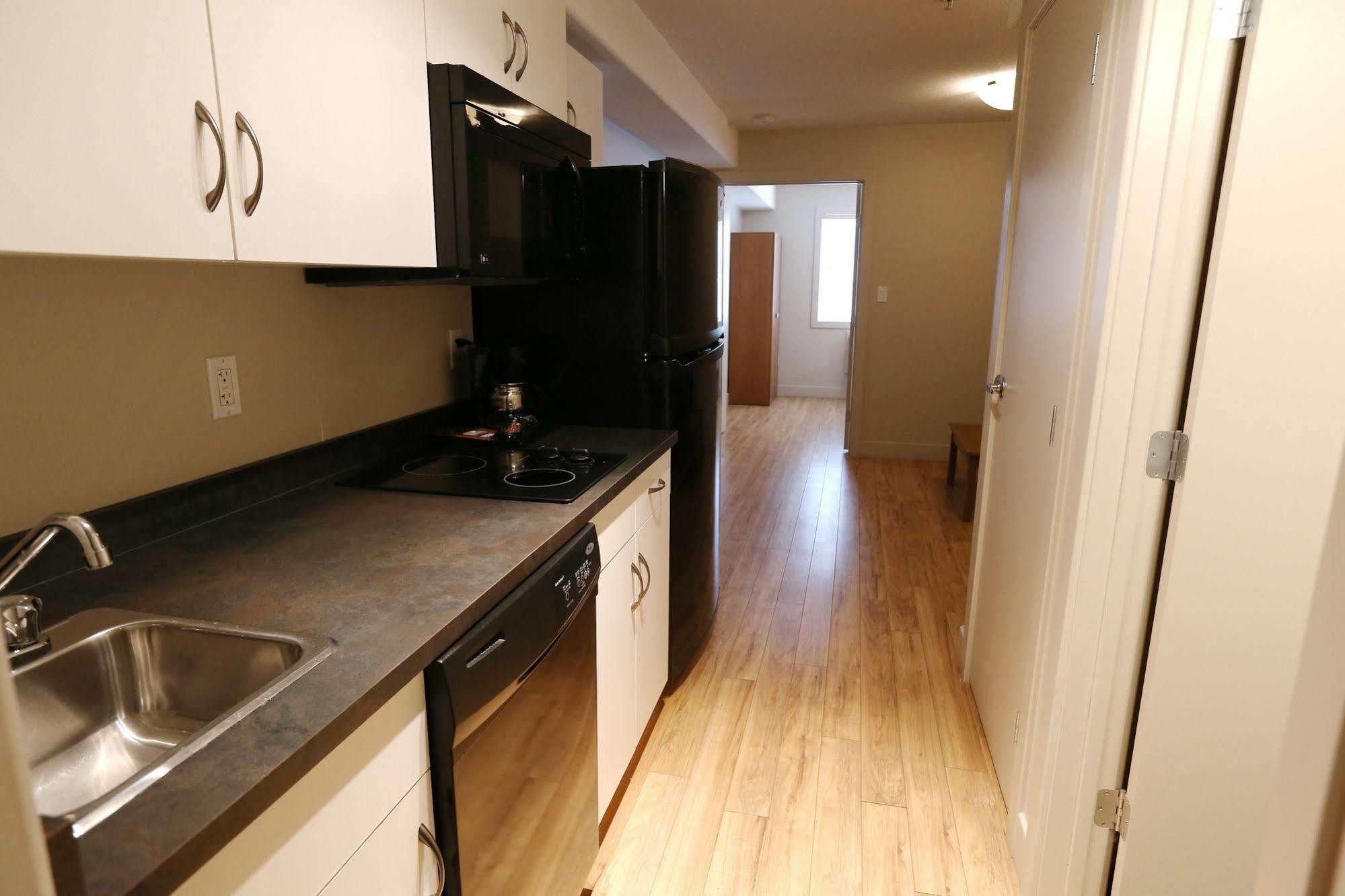 Platinum Residences Fort Mcmurray Eksteriør bilde